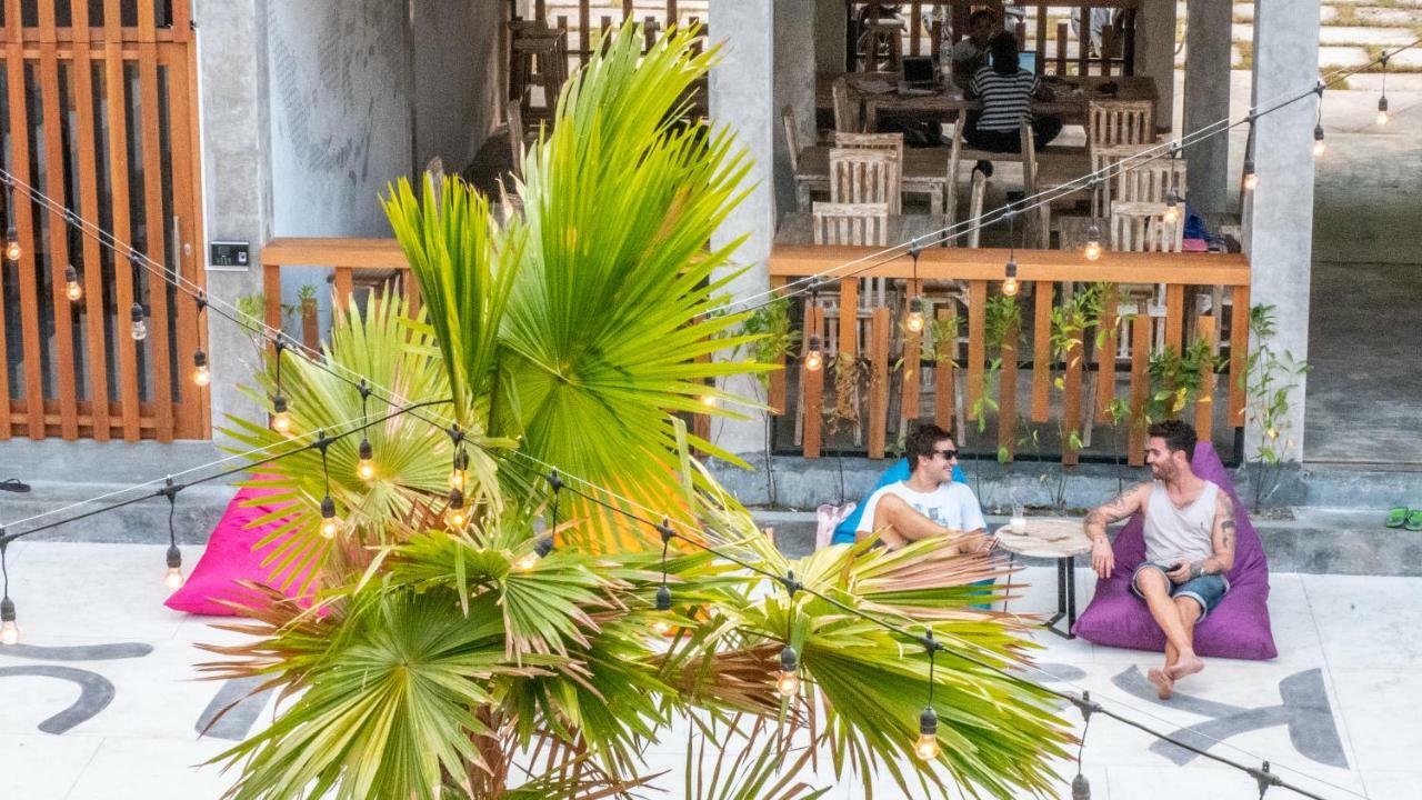 Kaniu Capsule Hostel Kuta  Exterior foto