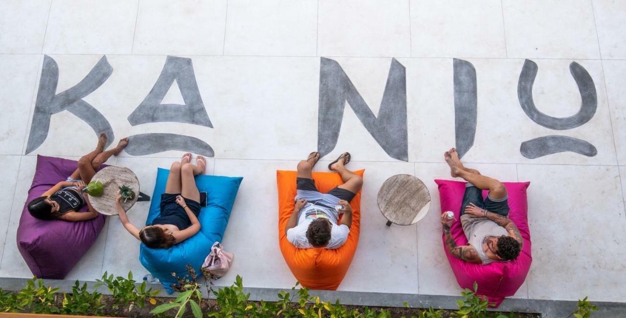 Kaniu Capsule Hostel Kuta  Exterior foto
