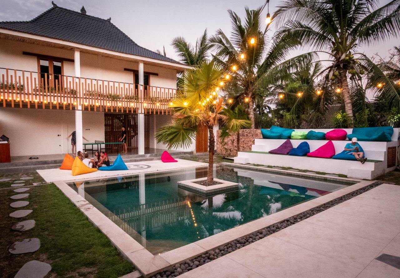 Kaniu Capsule Hostel Kuta  Exterior foto